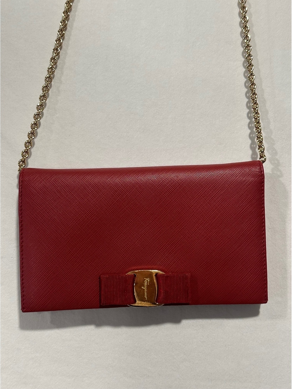 Salvatore Ferragamo Vara Bow Wallet Crossbody Removable Chain Red Saffiano Italy - Picture 2 of 10